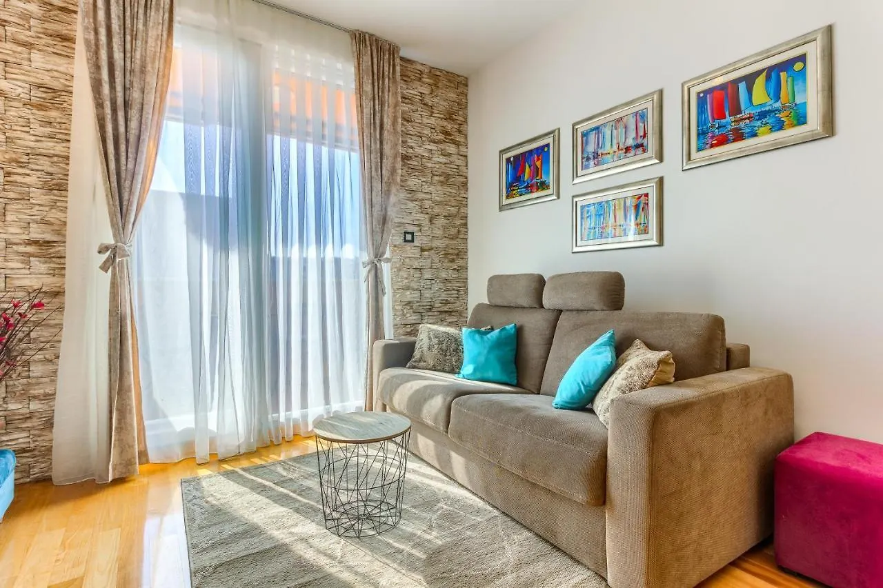 New Apartment Bila Jidra**** Split Croatia